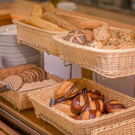 베스트 웨스턴 마크란더 프랑크푸르트/카이저라이 호텔 4*